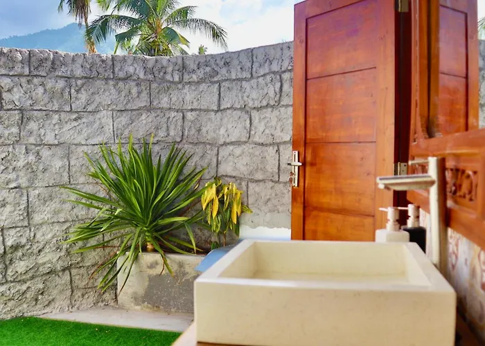 Pranajaya Oasis Villa *